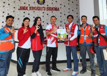 Di Balik Semarak Kemerdekaan RI, Petugas PLN UID S2JB Siaga Jaga Listrik Tetap Andal