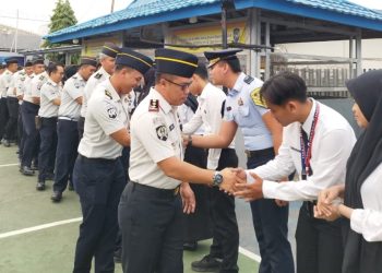Apel Perdana Kepala Rutan Kelas I Palembang, Aris Supriyadi: Jaga Marwah dan Nama Baik Kementerian Imigrasi dan Pemasyarakatan