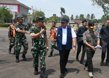Danlanud Smh Dampingi Gubernur Sumsel Patroli Udara dan Tinjau Kesiapan OMC Untuk Penanganan Karhutla di Wilayah Sumsel