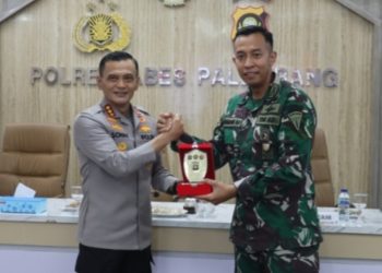 Pasis Seskoad Gelar Penyuluhan dan Simulasi Pemadaman Karhutla di Palembang