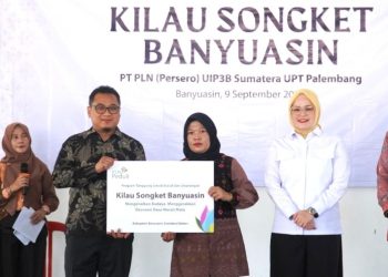 PLN Dorong Songket Banyuasin Naik Kelas, Perkuat Perajin Lokal hingga Bidik Pasar Global