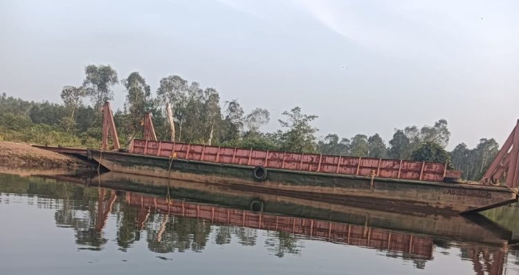Akses sungai Burung ditutup Tongkang PT BMH,Jadi Sorotan Tajam ! Pemerintah Dan APH Jangan Tutup Mata