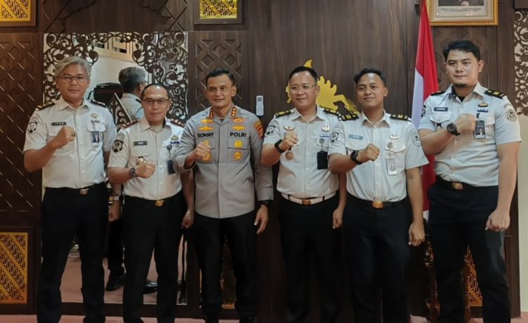 Perkuat Sinergitas dan Keamanan, Kepala Rutan dan Kalapas Palembang Silaturahmi dengan Kapolrestabes