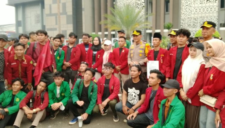 Aksi Mahasiswa IMM di Kantor Gubernur Sumsel Berjalan Damai dan Kondusif, Kapolrestabes Palembang Apresiasi Massa