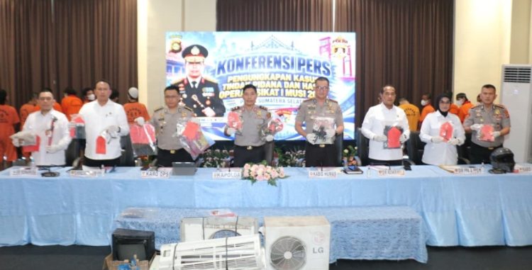 Bersama Masyarakat, Polda Sumsel Berantas Premanisme demi Keamanan dan Kelancaran Pembangunan