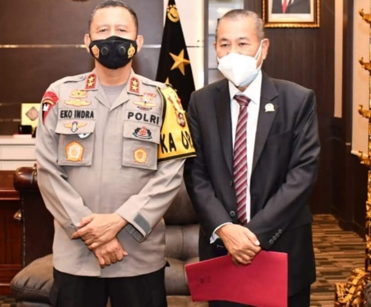SETINGGI APA PUN JABATANMU, JANGAN LUPAKAN SEJARAH PERJALANANMU