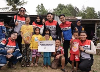 Bantu Penuhi Kebutuhan Air Bersih, Relawan Pertamina Peduli RU Plaju Hadir untuk Masyarakat di Tiga Wilayah