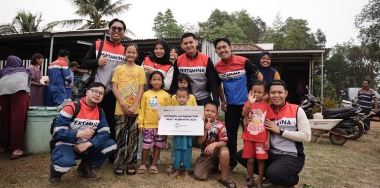 Bantu Penuhi Kebutuhan Air Bersih, Relawan Pertamina Peduli RU Plaju Hadir untuk Masyarakat di Tiga Wilayah
